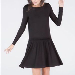 Heucy Black Drop Waist Swing Dress w/Pockets